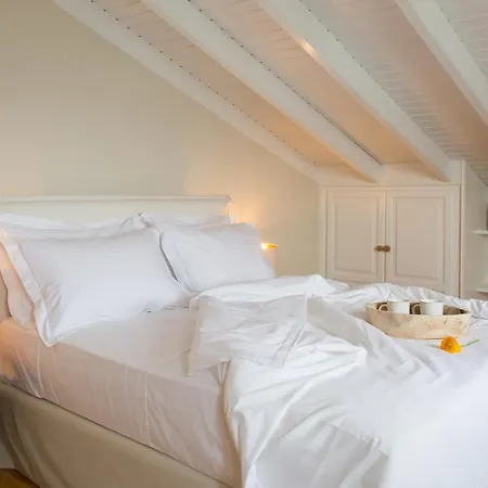 Villa Front Litore Mesongí