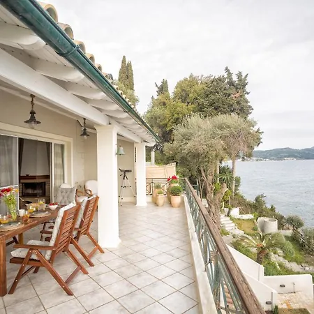 Front Litore Villa *